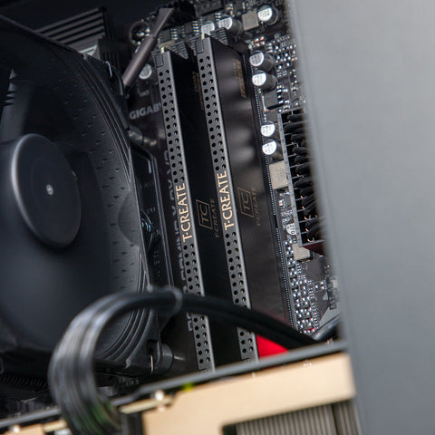 Chinkapin AMP+ RTX 5090 Ryzen 7 9800X3D Gaming PC - BLACK